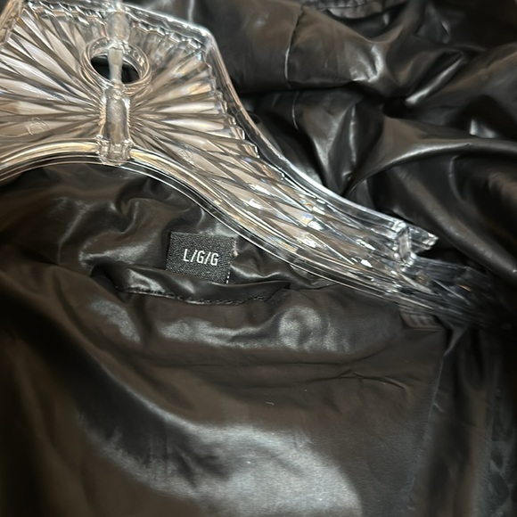 Guess Women’s Hooded Puffer Jacket - Picture 5 of 6